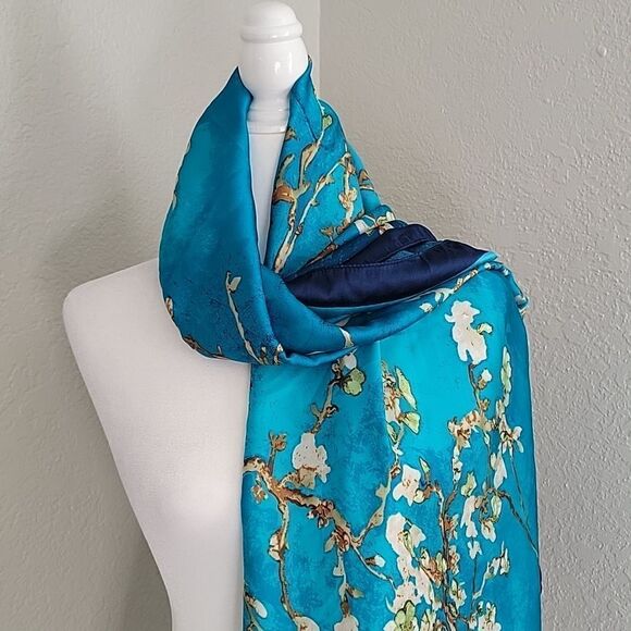 Beatiful torquoise and navy blue long wrap. - Picture 5 of 7